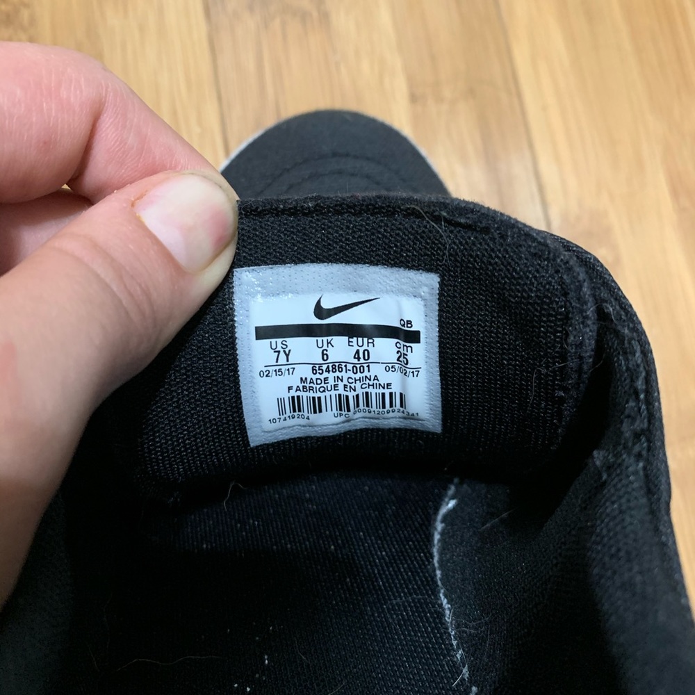 Nike SB skateboarding shoes